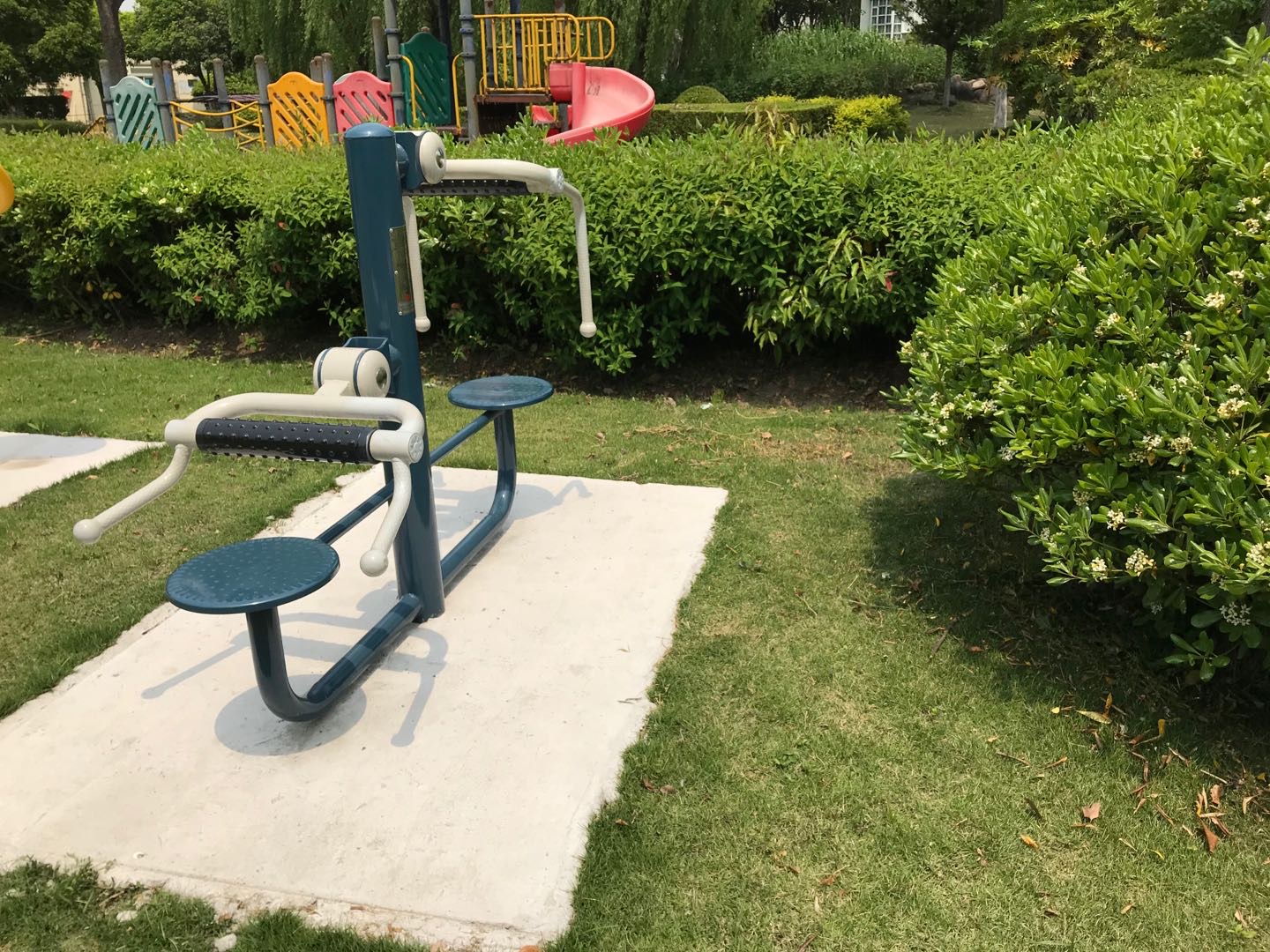頸腰按摩器
