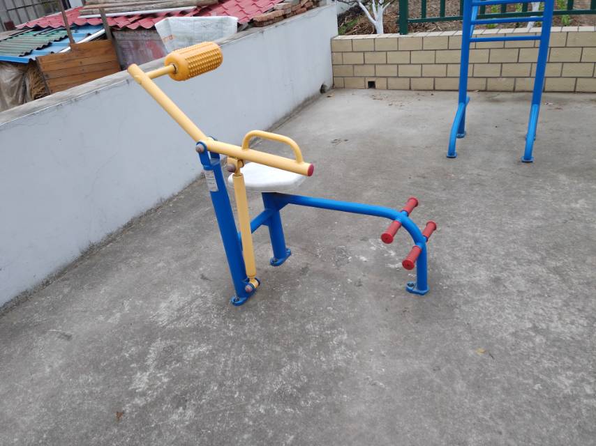 腹背鍛煉器
