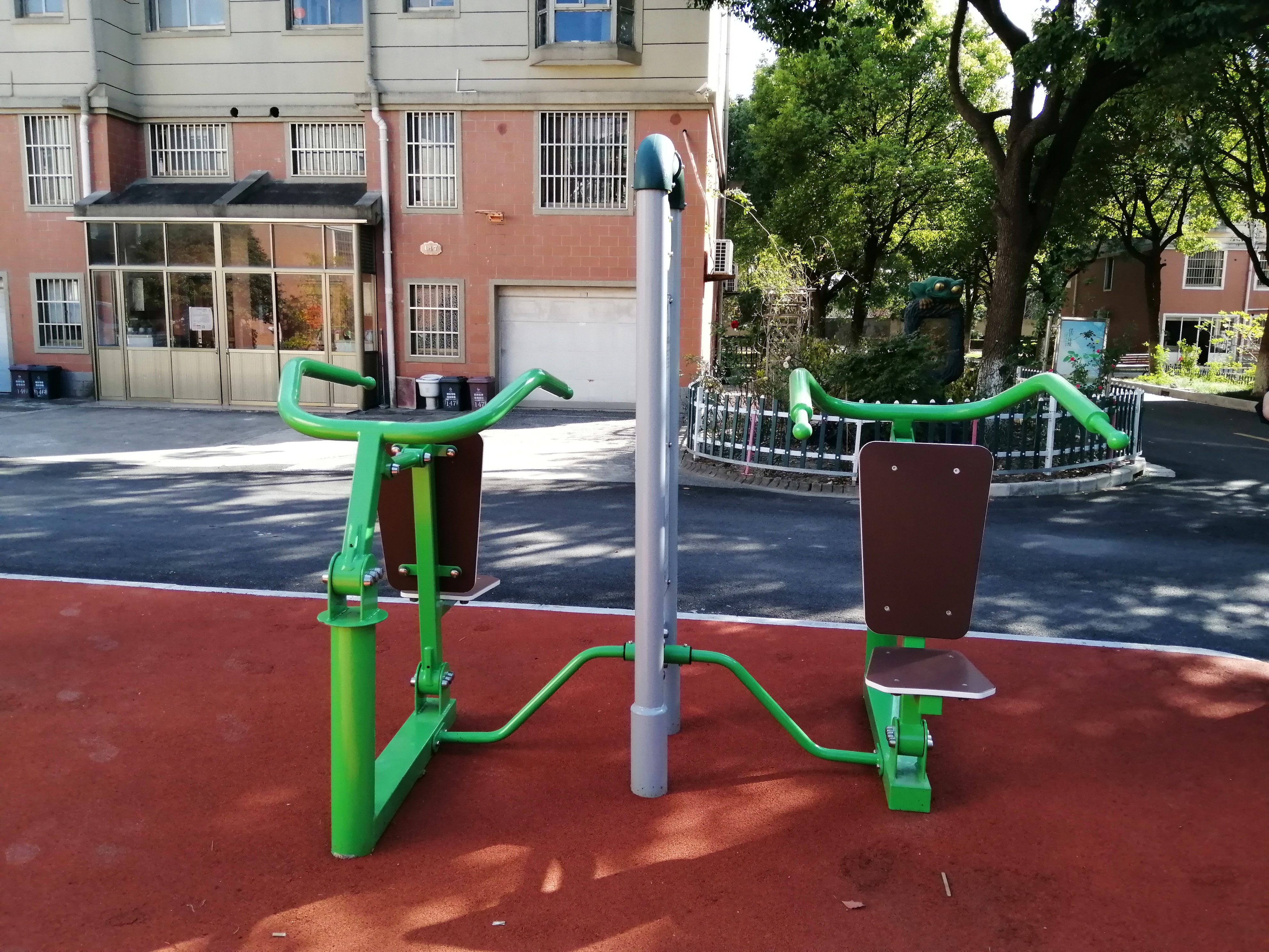雙位推舉訓練器