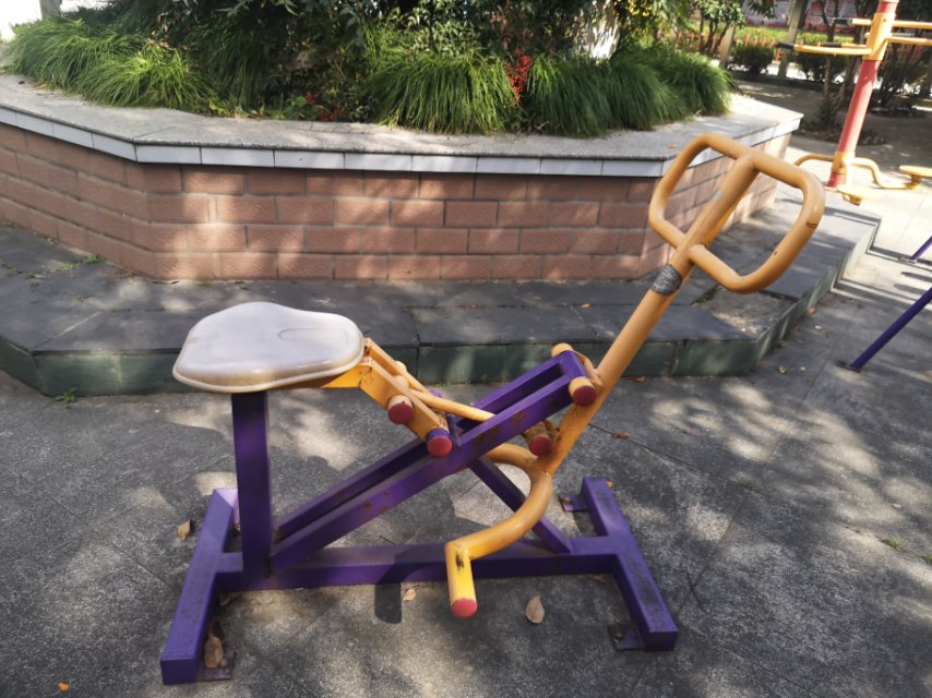 單人健騎機