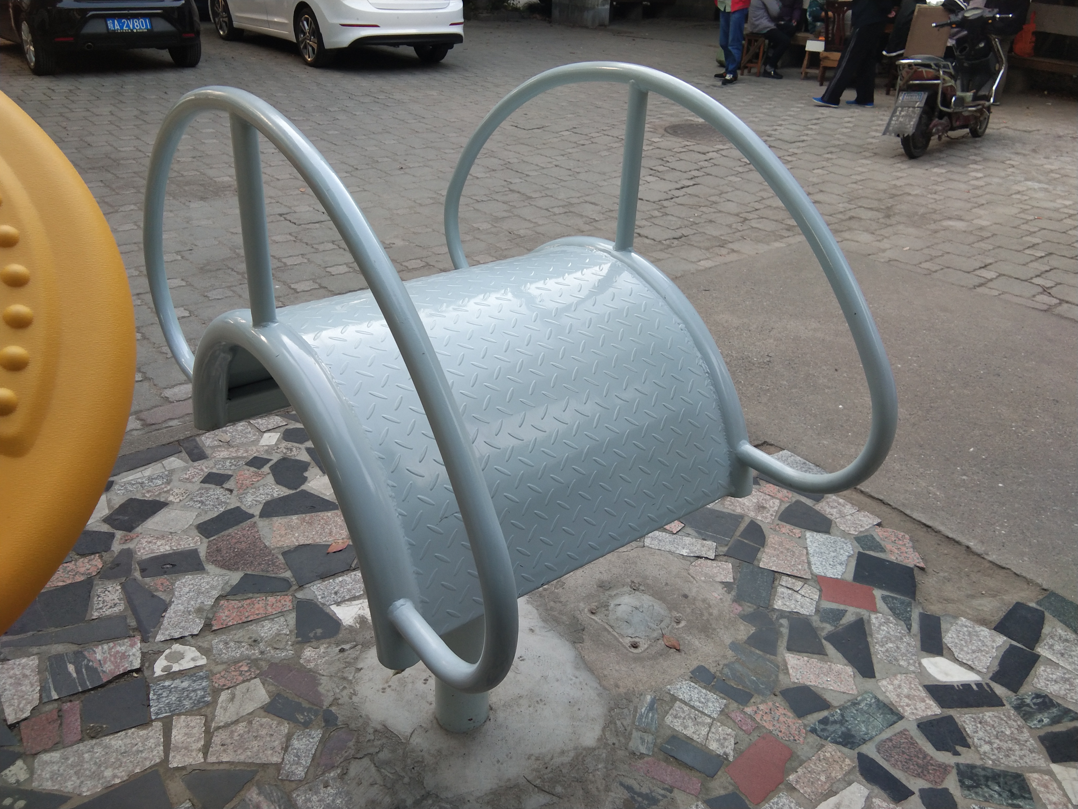 伸腰器