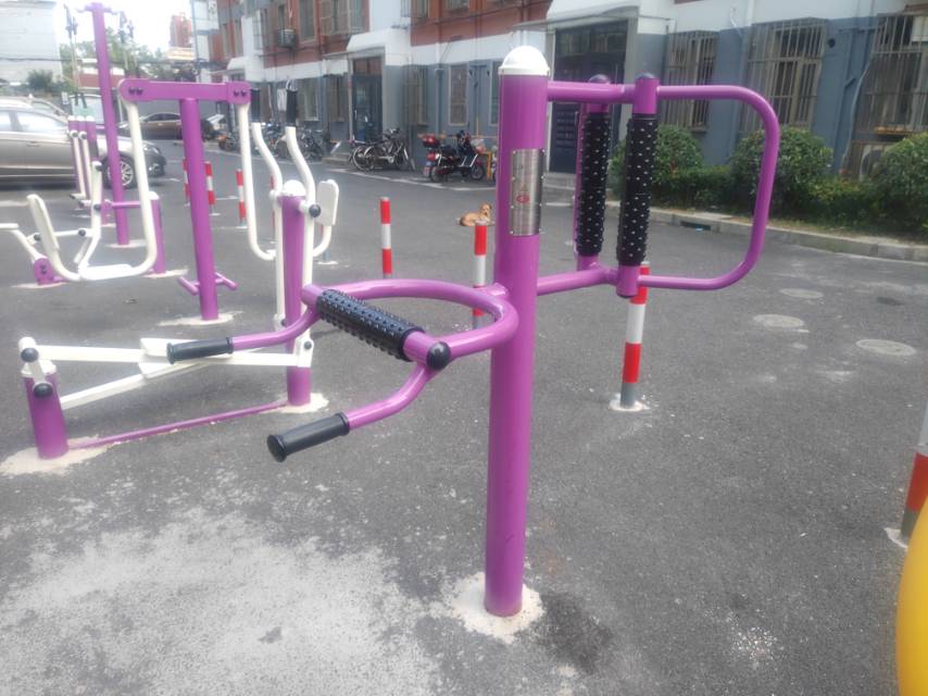 腰背按摩器