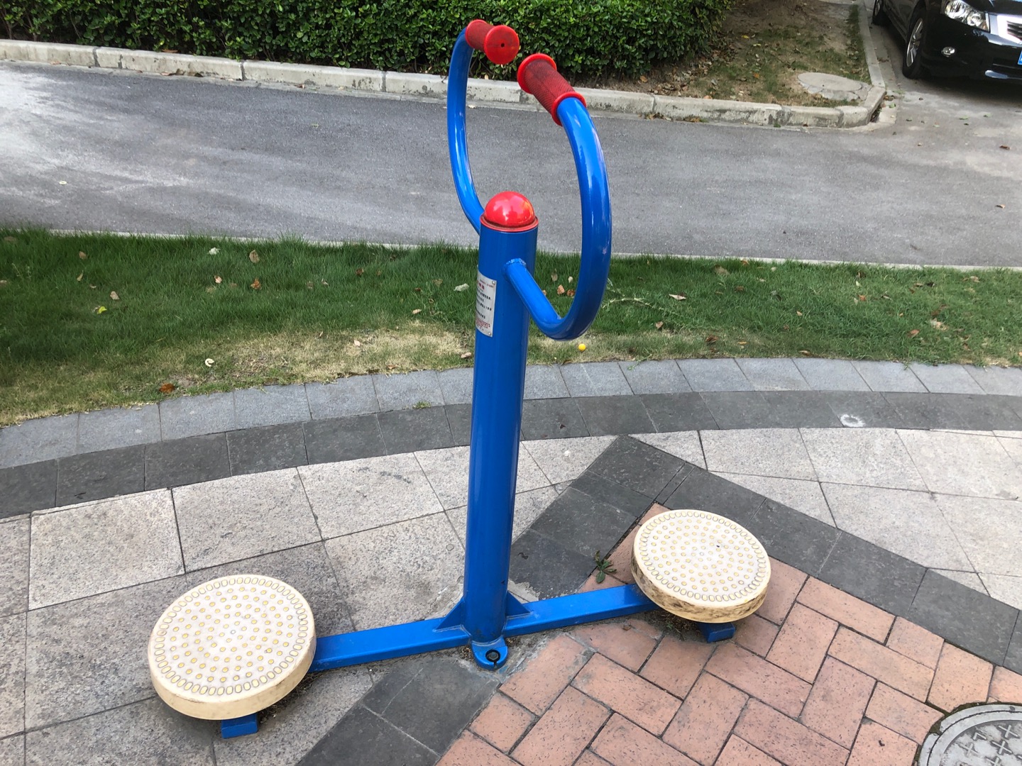 扭腰器
