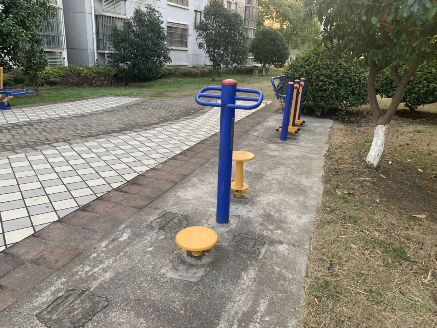 雙位扭腰器