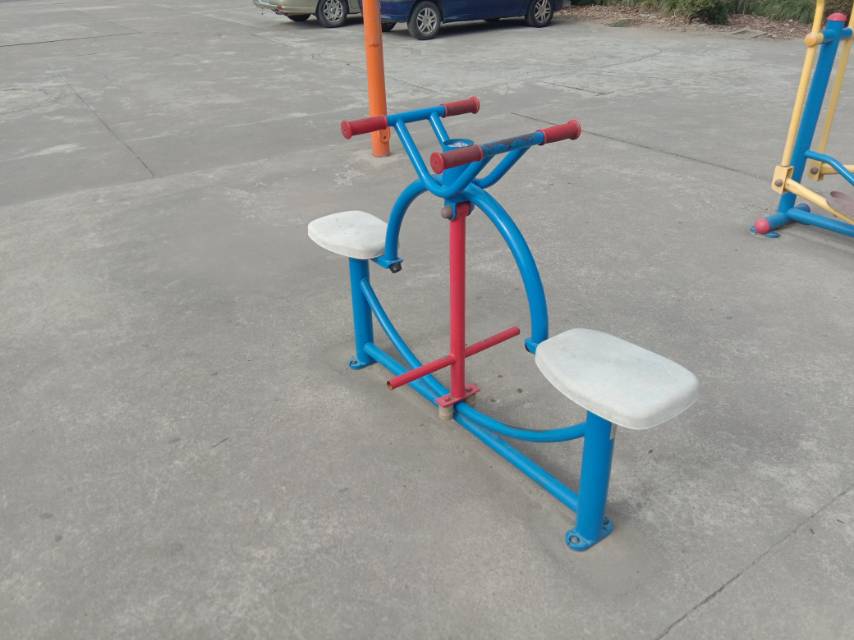 下肢鍛煉器