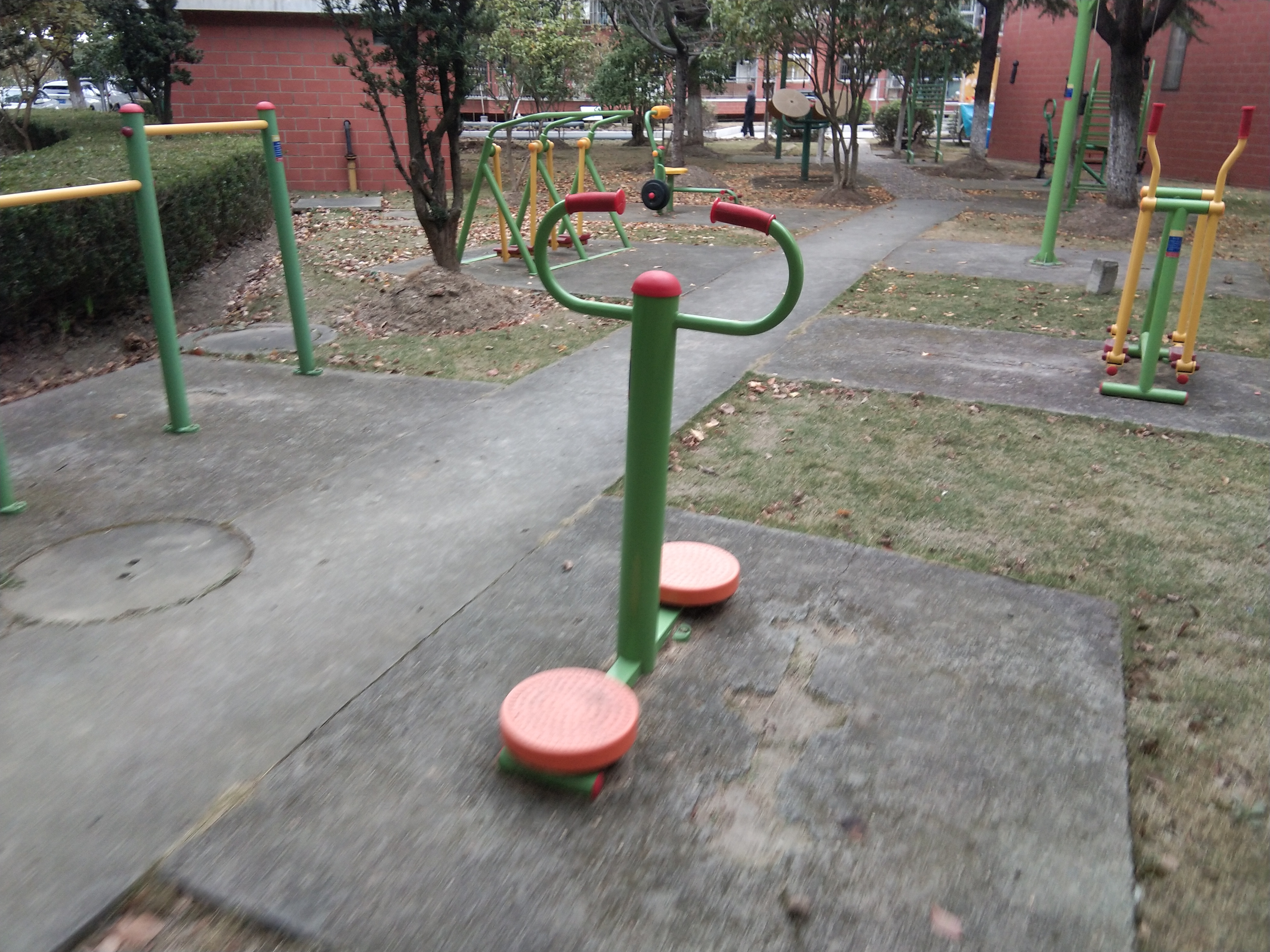 扭腰器