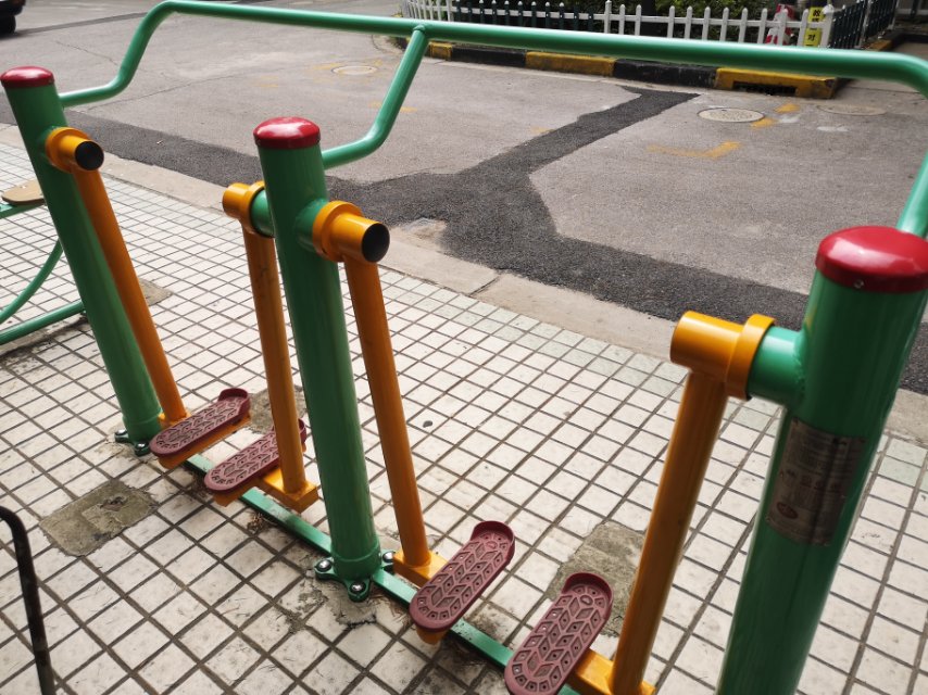 兩聯漫步機