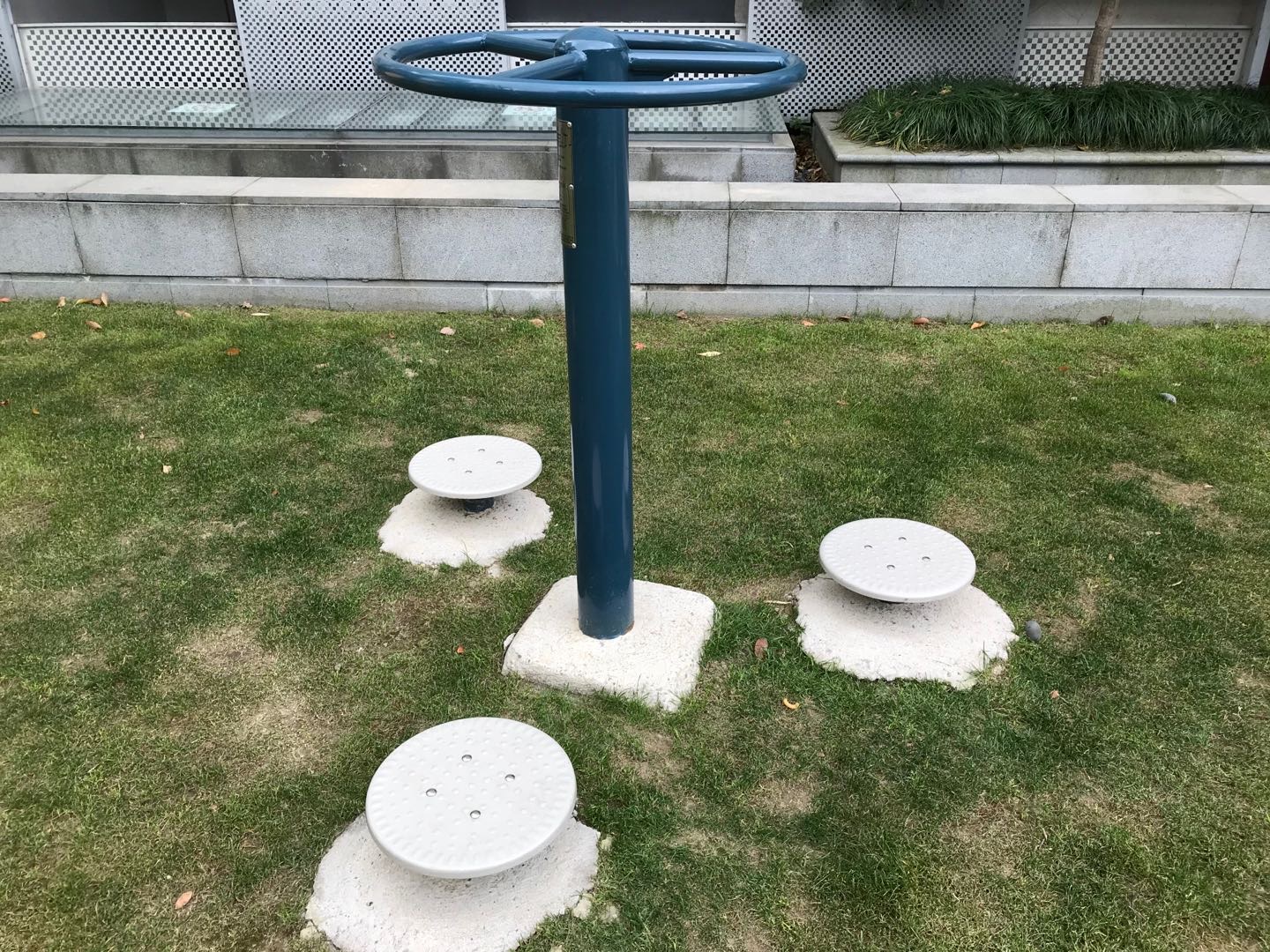 扭腰器