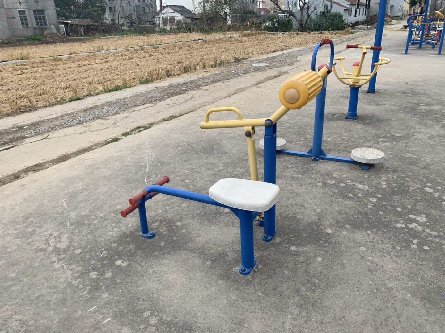 腹背鍛煉器