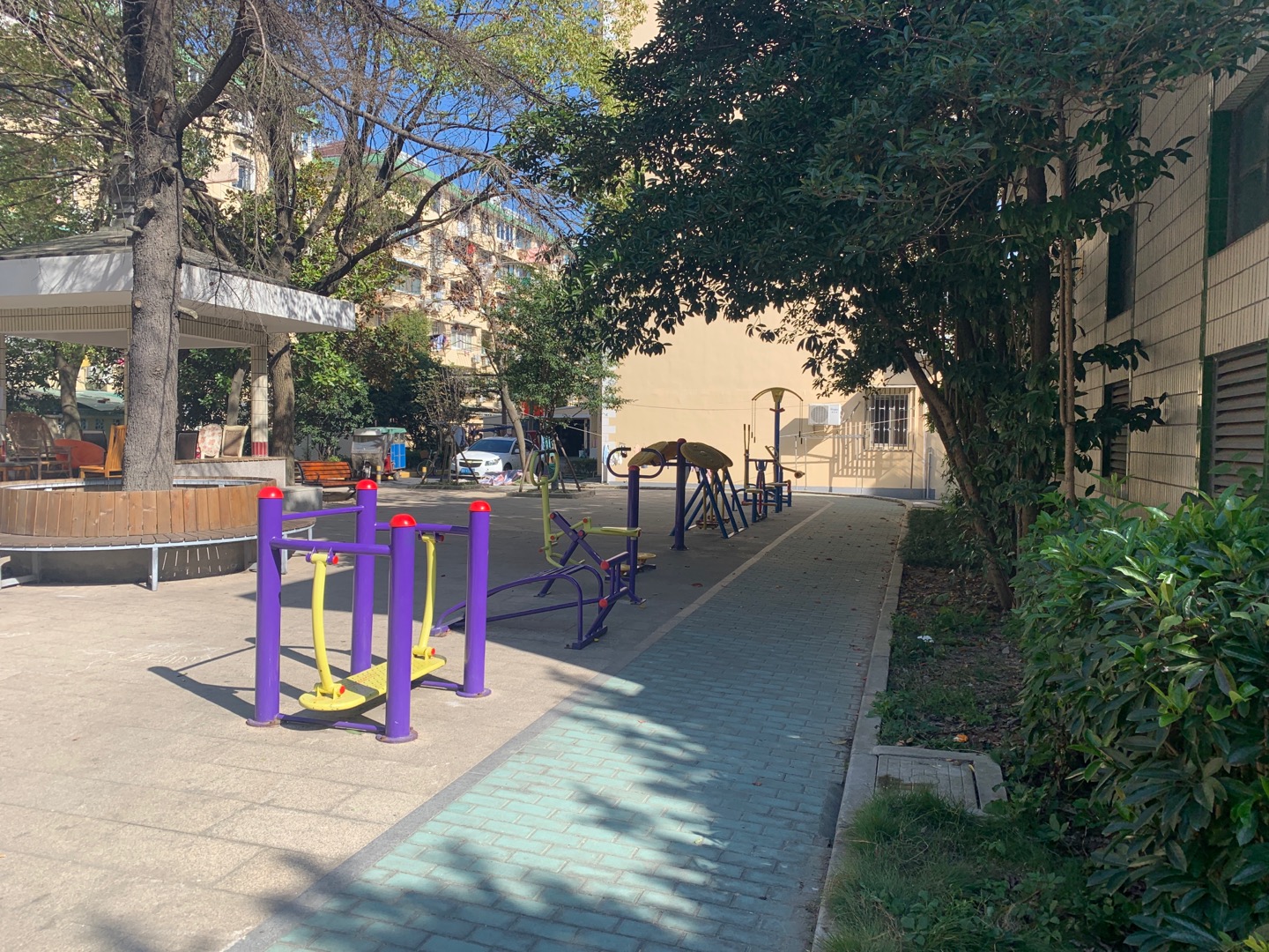 高行鎮東溝二居健身苑點2