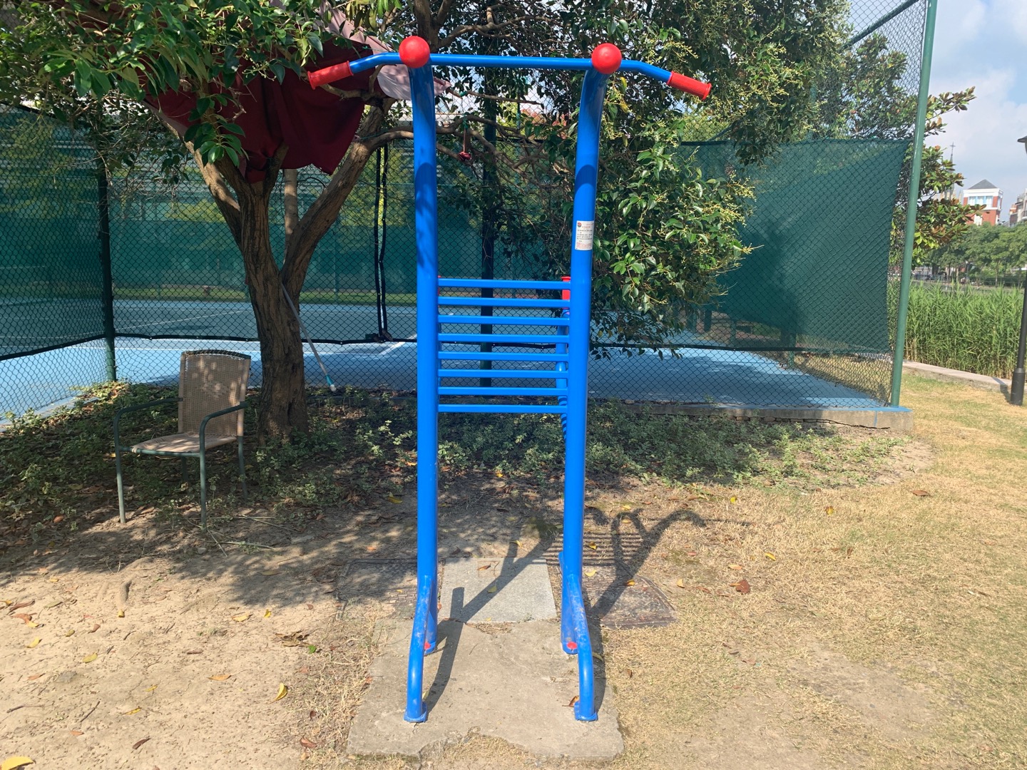 多功能訓練器