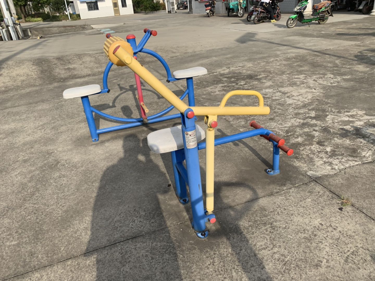腹背鍛煉器