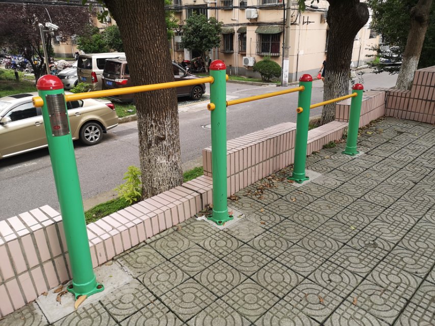 多聯壓腿架