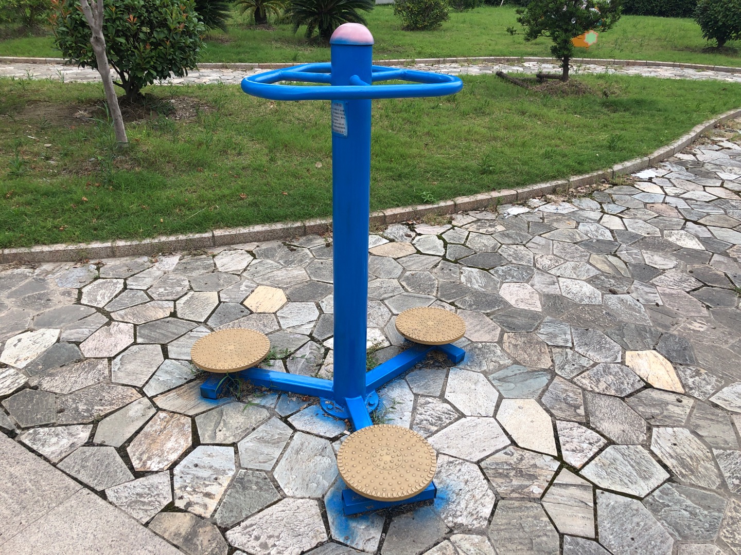 扭腰器