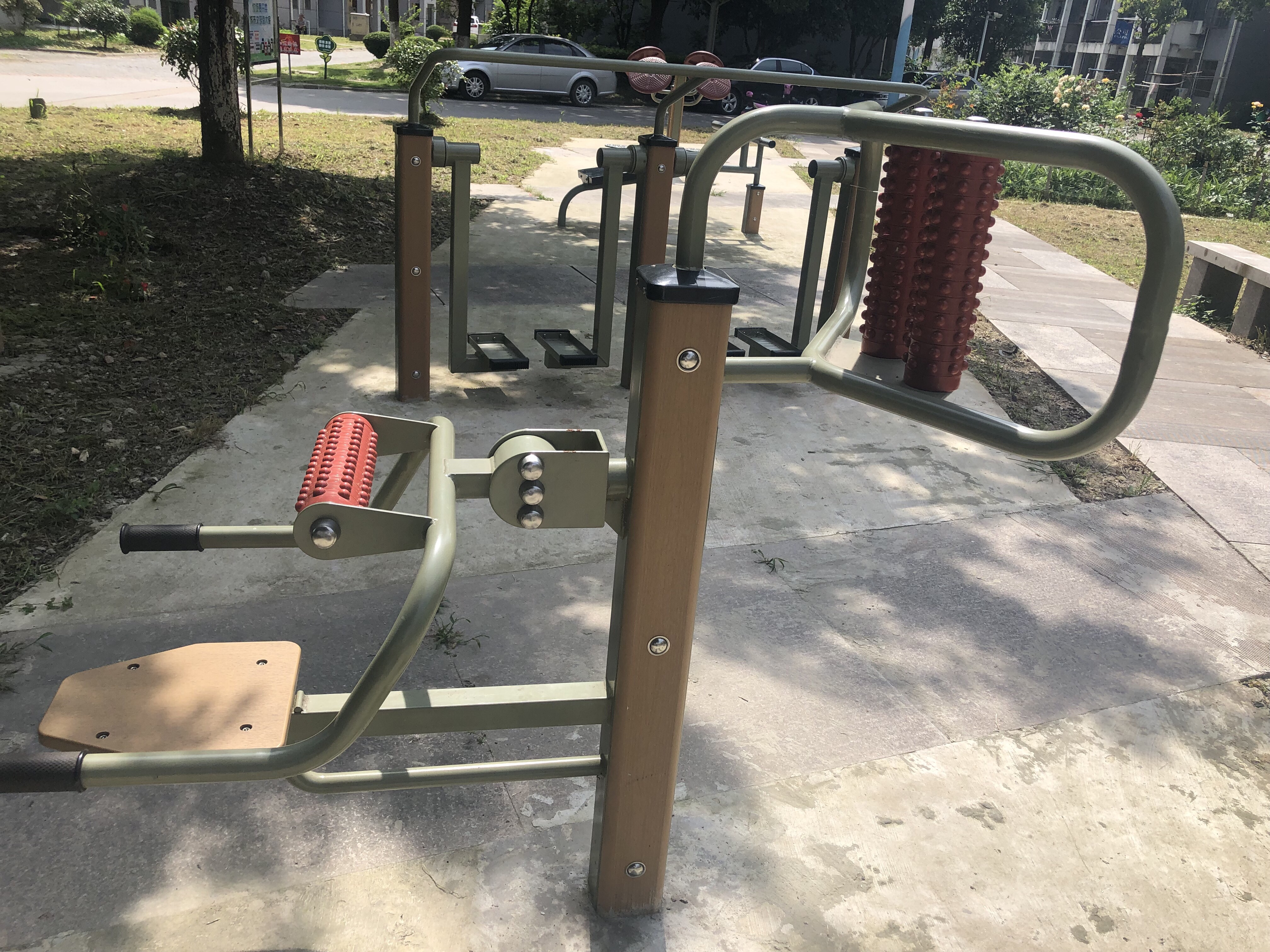 腰背按摩器