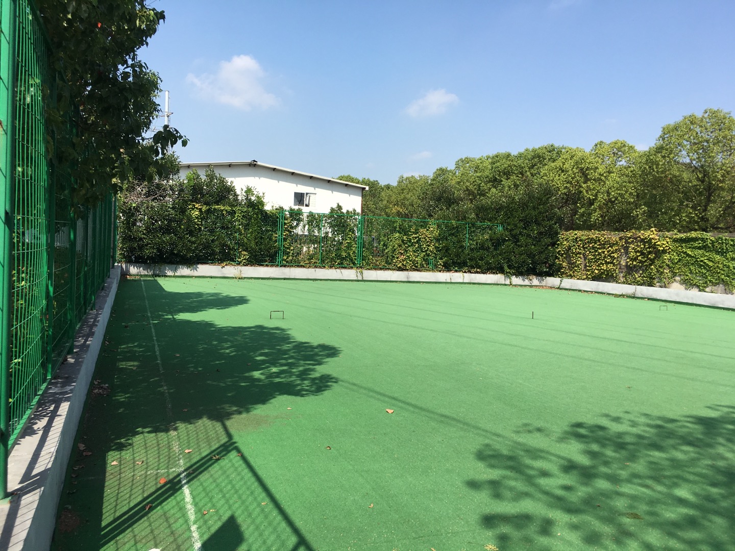 新余村門球場