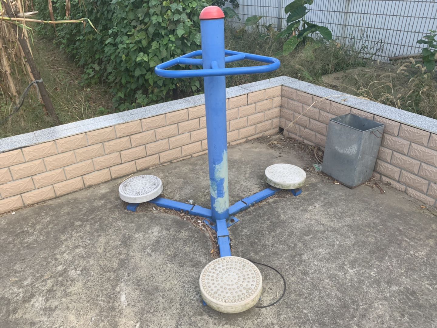 扭腰器