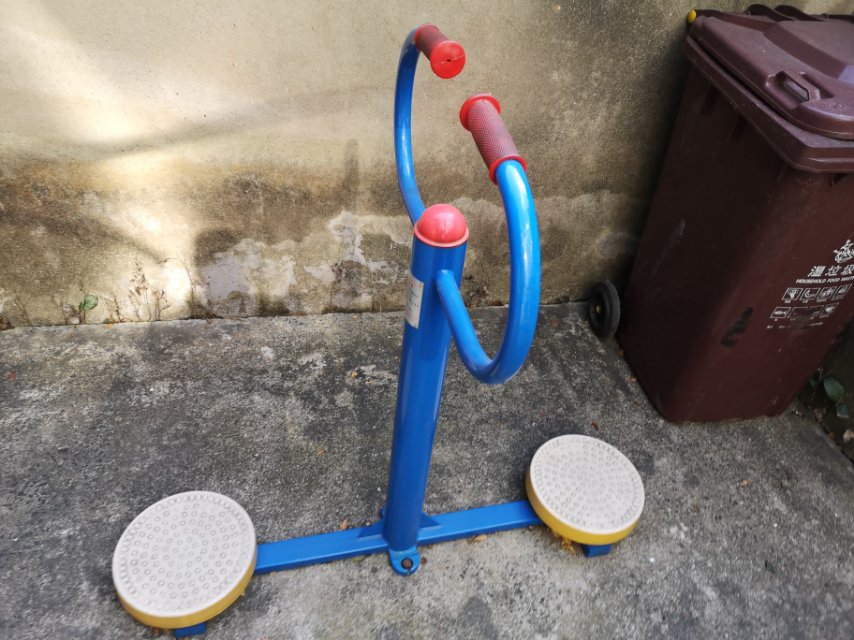 扭腰器