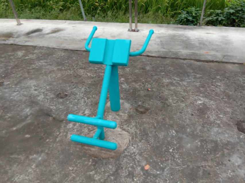 背肌訓練器
