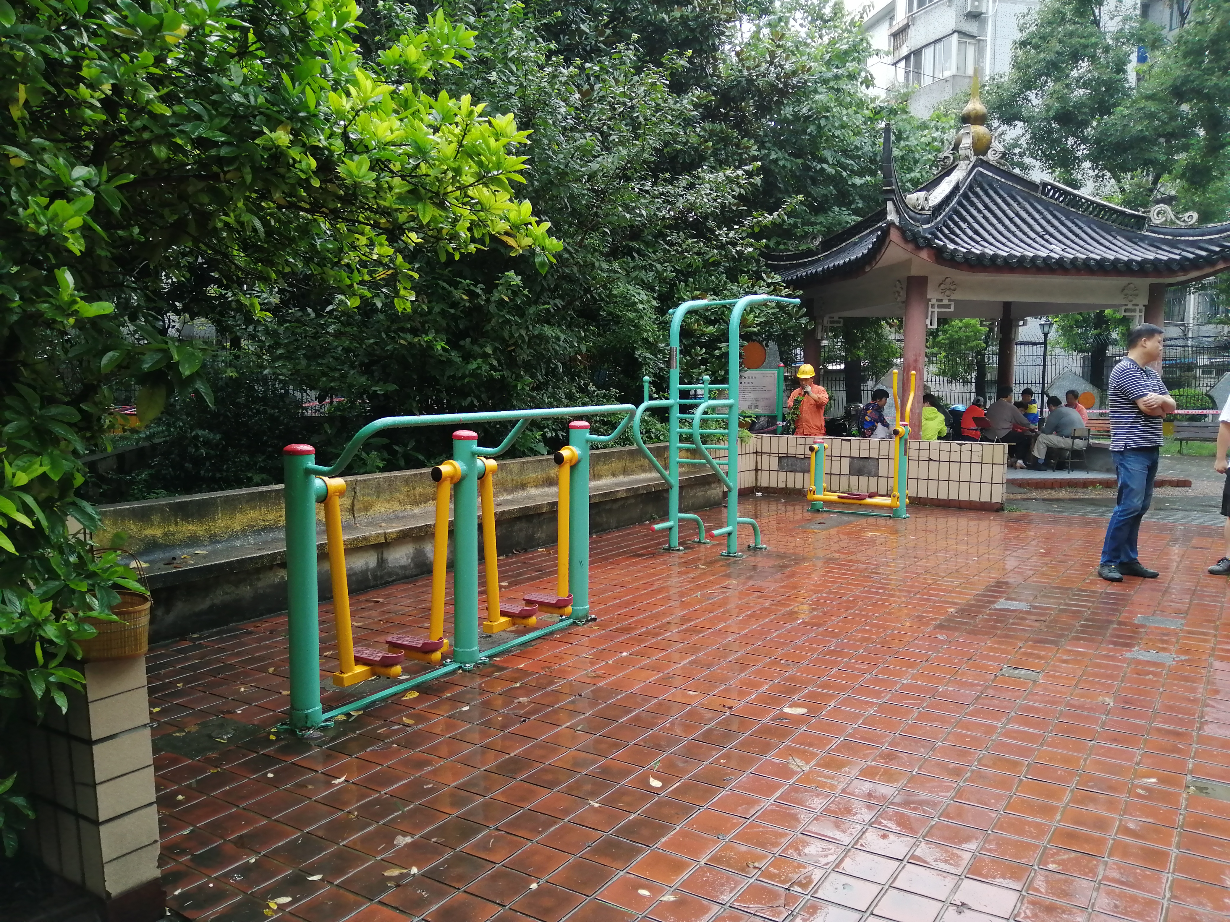 園南二村健身點(diǎn)