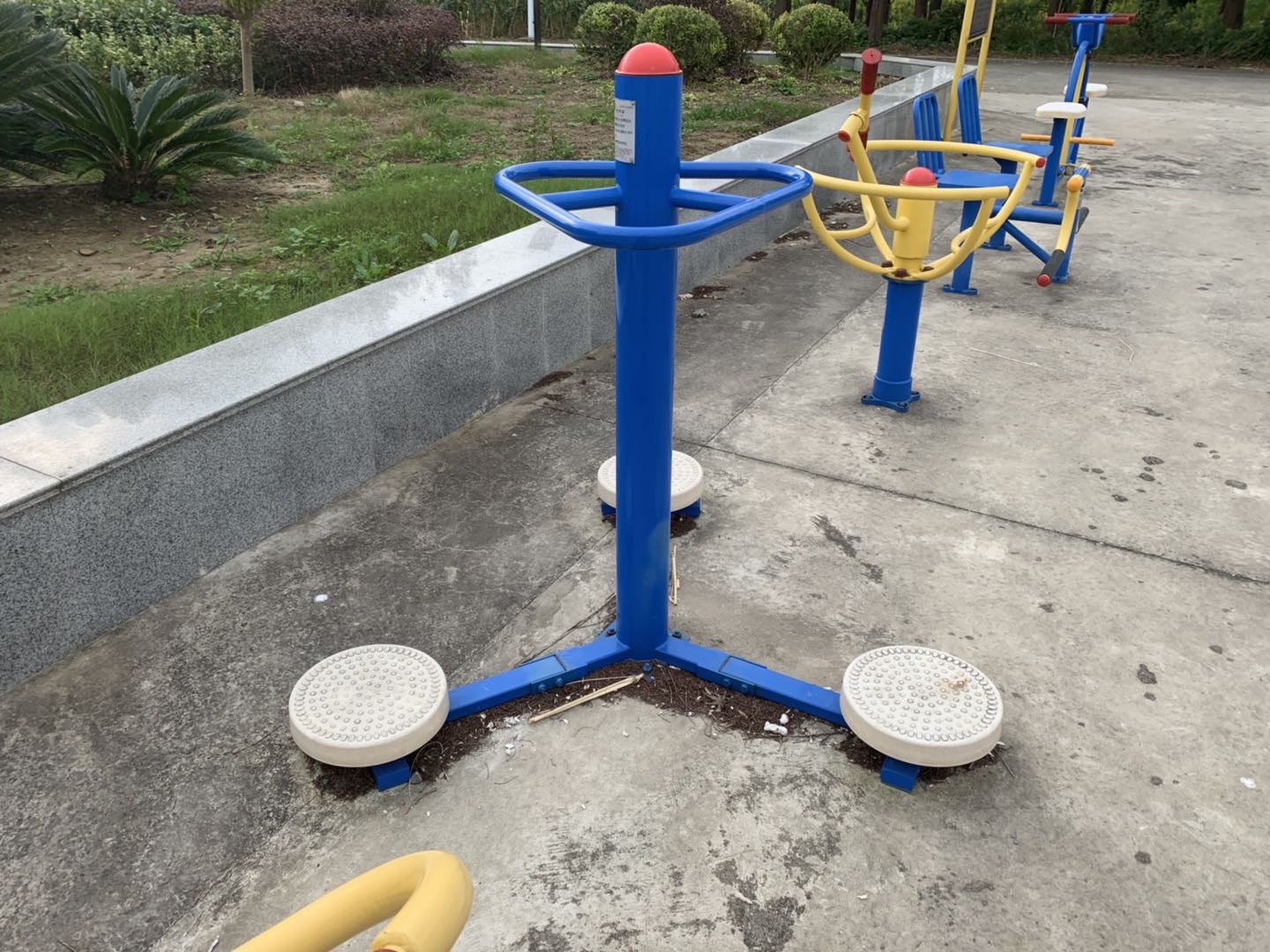 扭腰器
