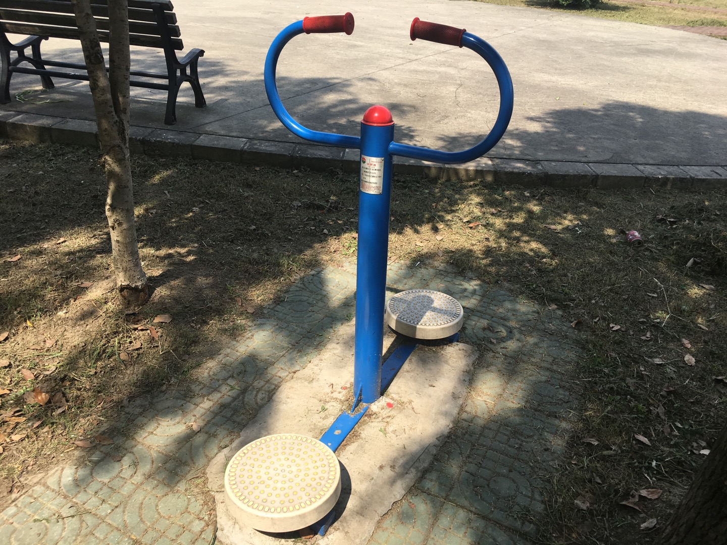 扭腰器