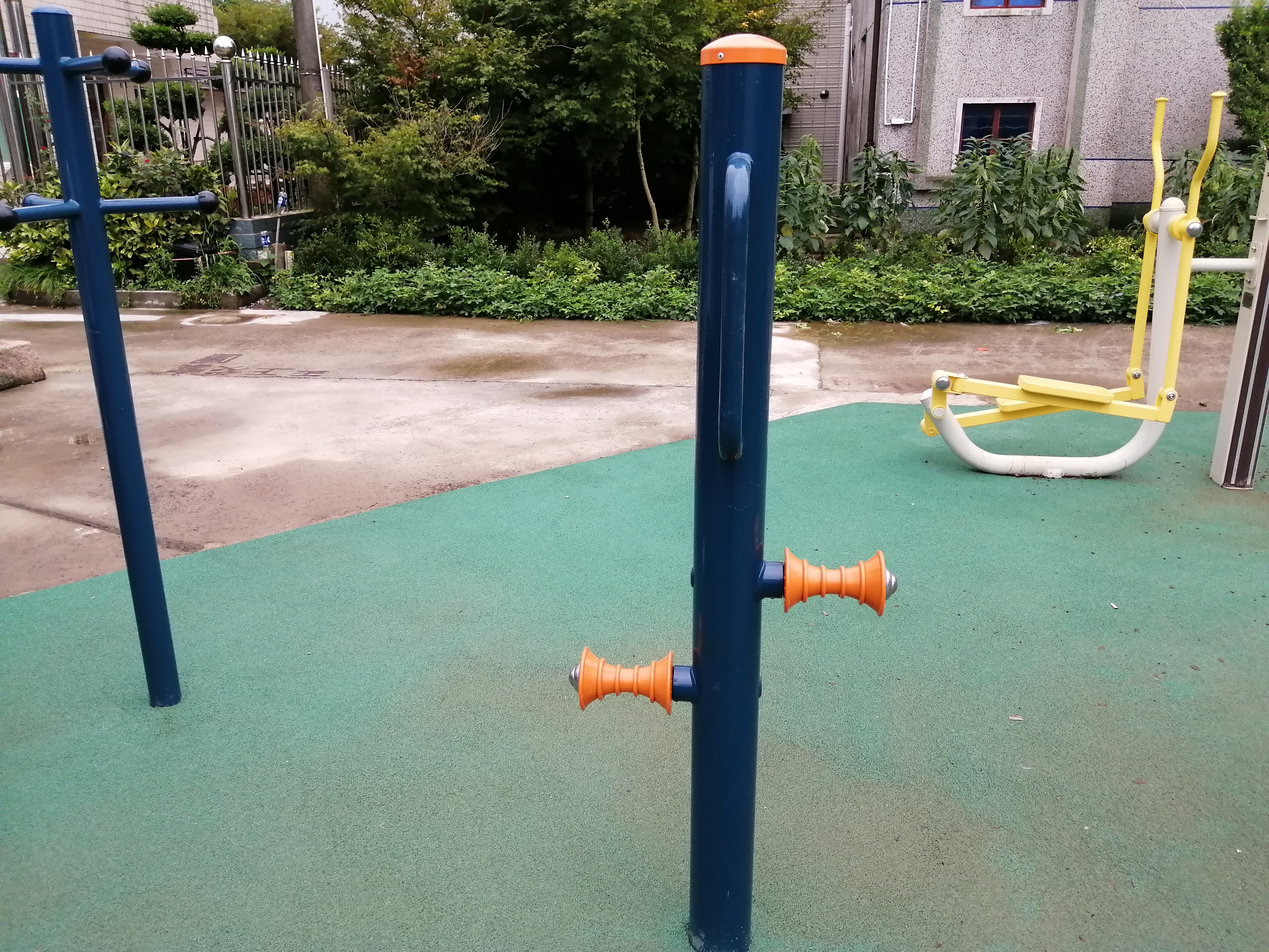 腿部按摩器