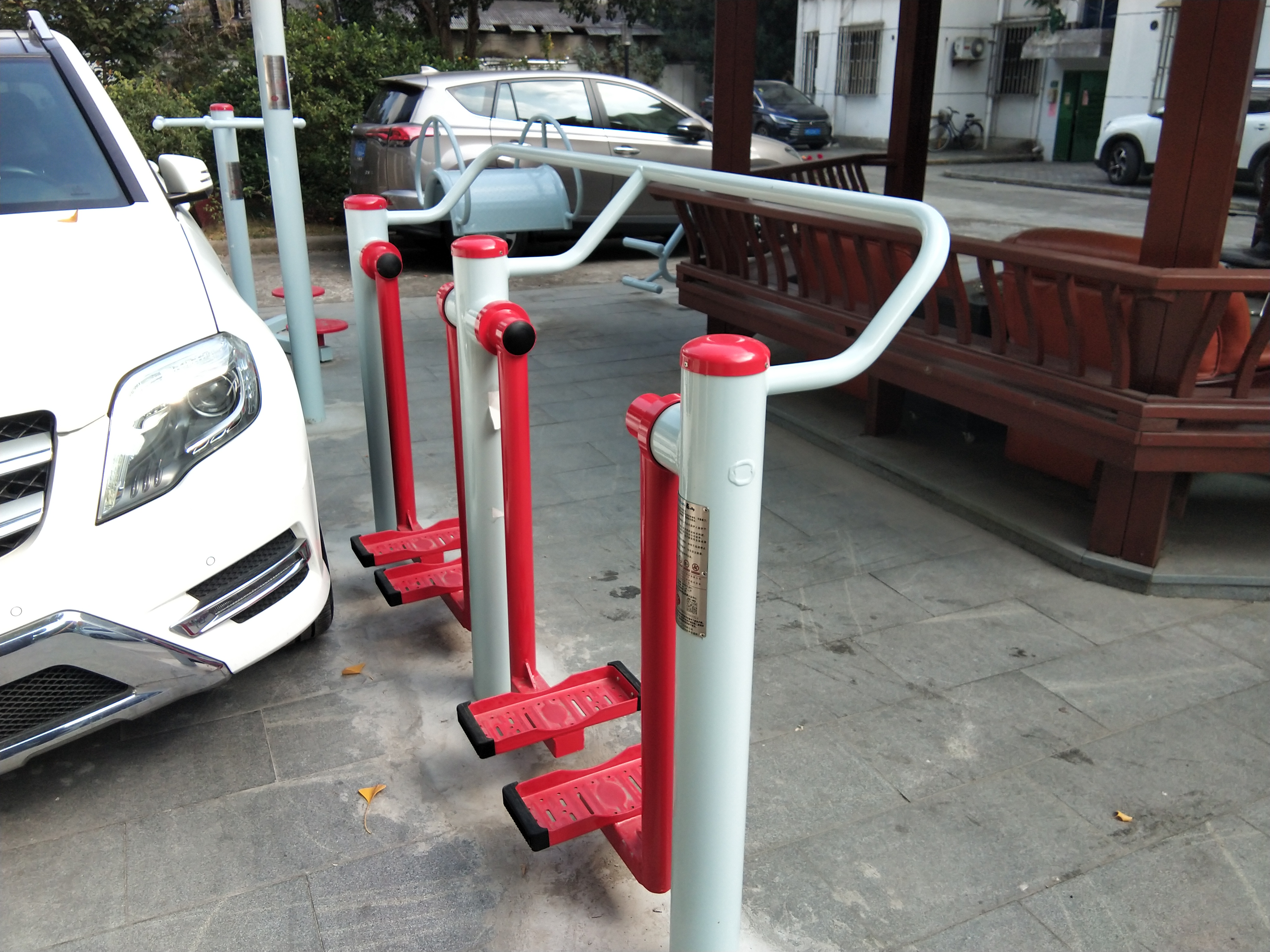兩聯漫步機