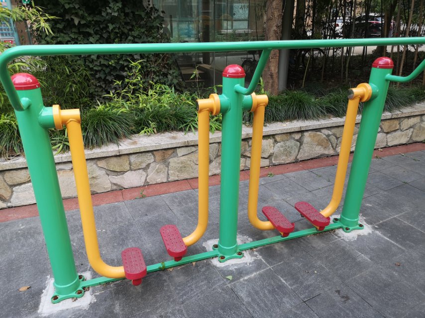 兩聯漫步機