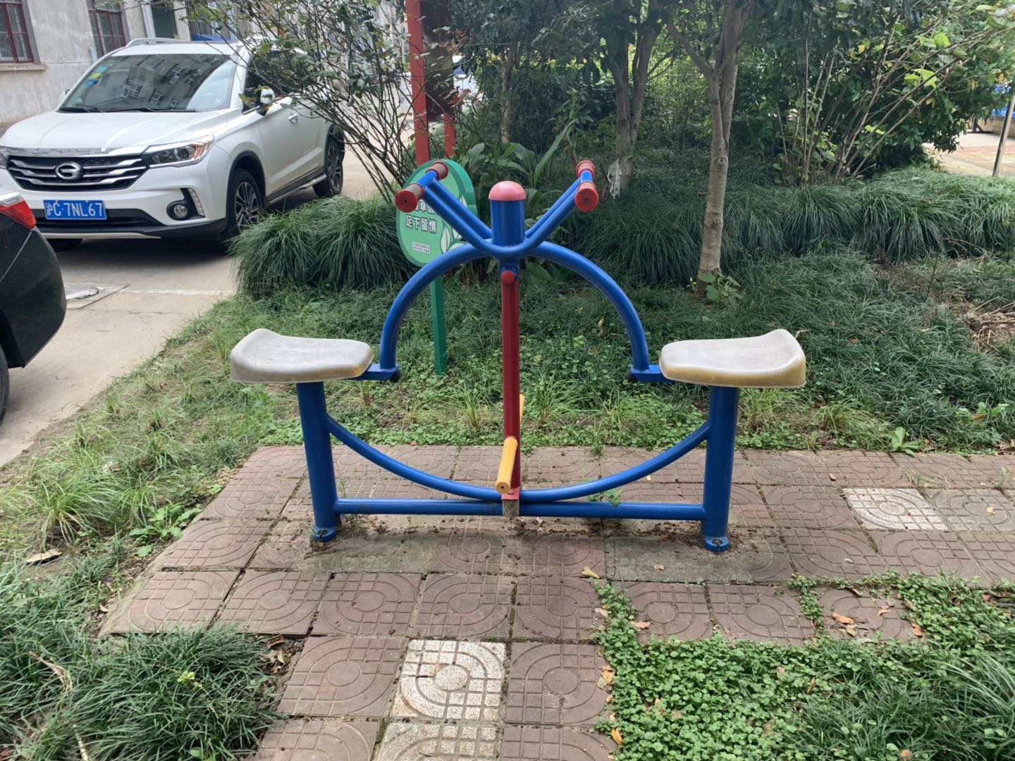 下肢鍛煉器