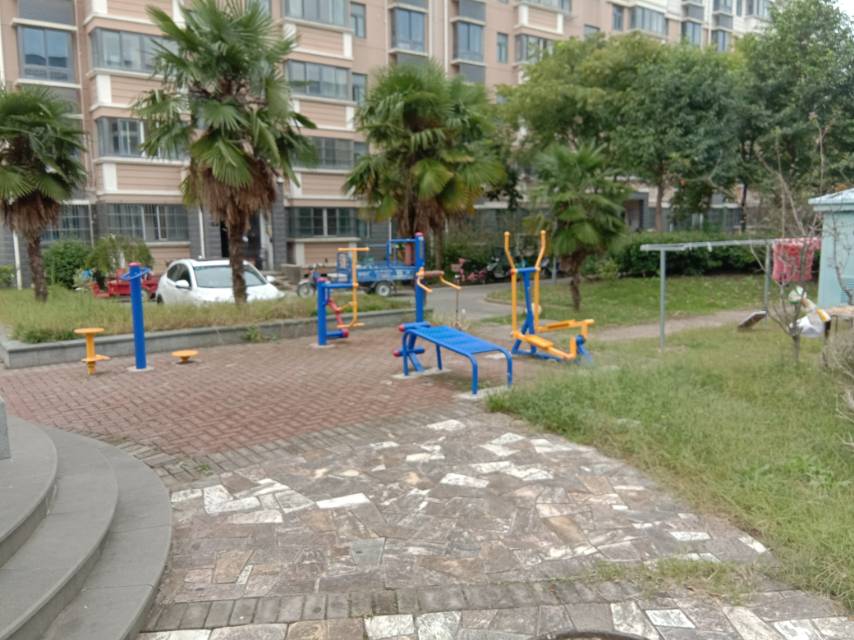 陳家鎮裕國路581弄健身路徑