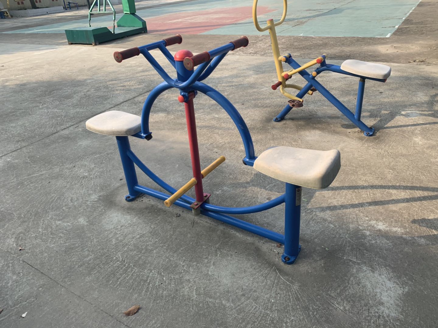 下肢康復器