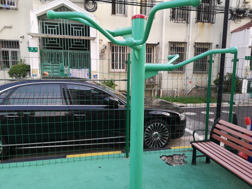 三位引體器