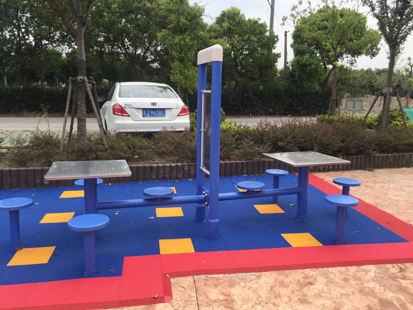 雙立柱棋牌桌