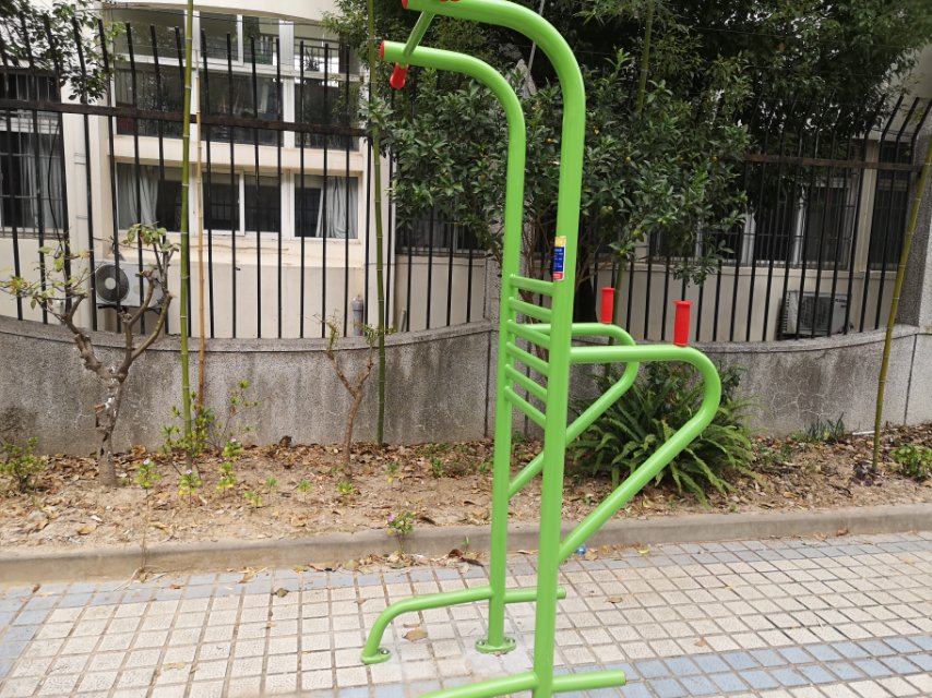 多功能鍛煉器