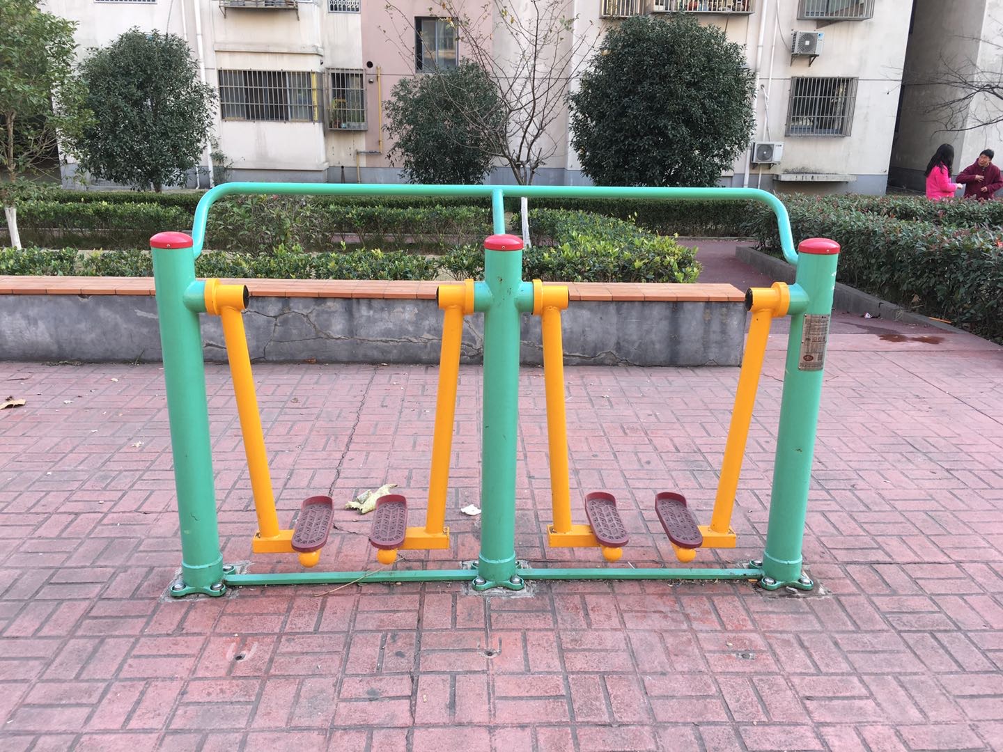 兩聯漫步機