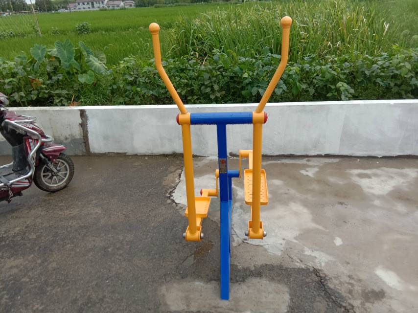 室外橢圓機