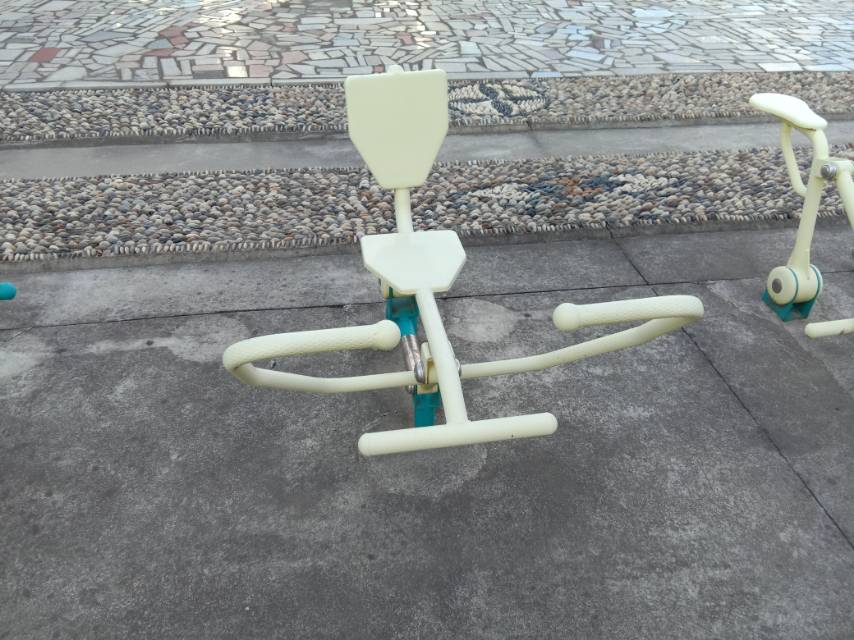 劃船器