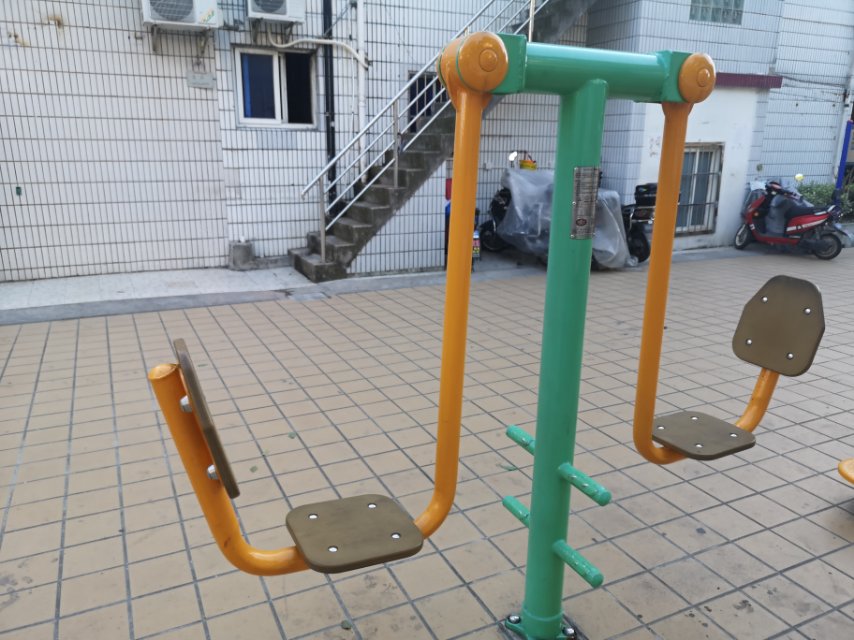 二位蹬力器