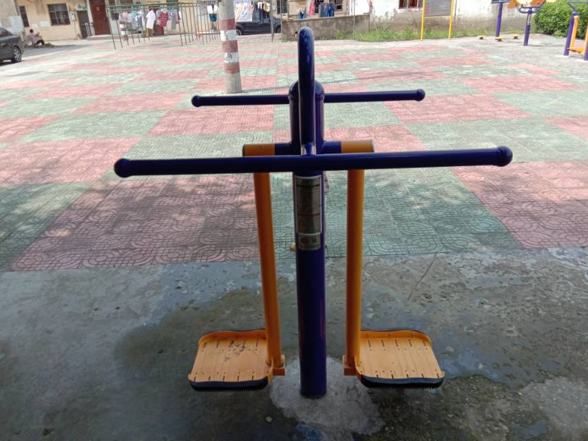 鐘擺器
