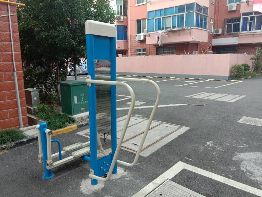 雙杠訓練器