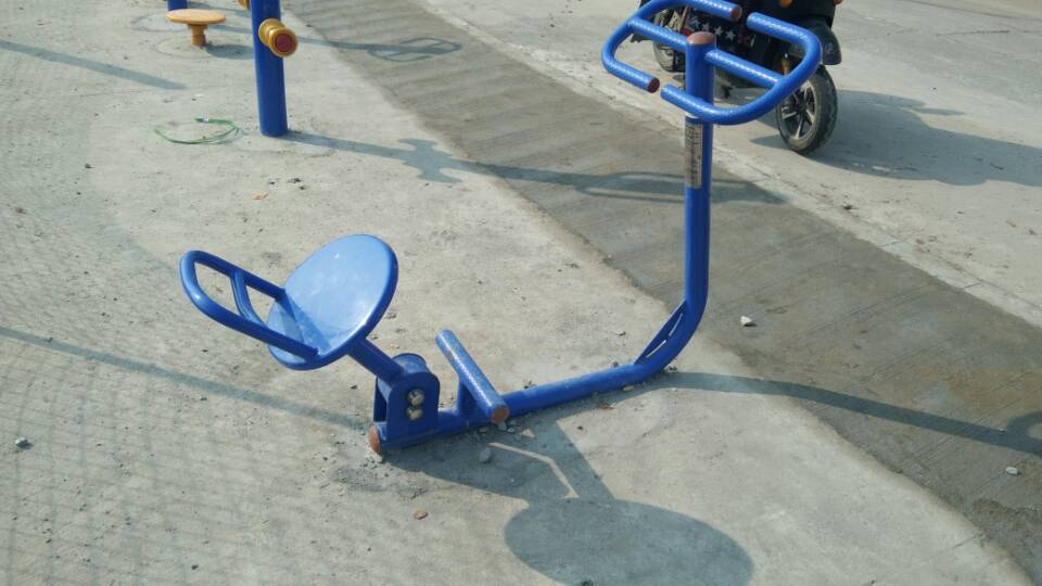 伸展器