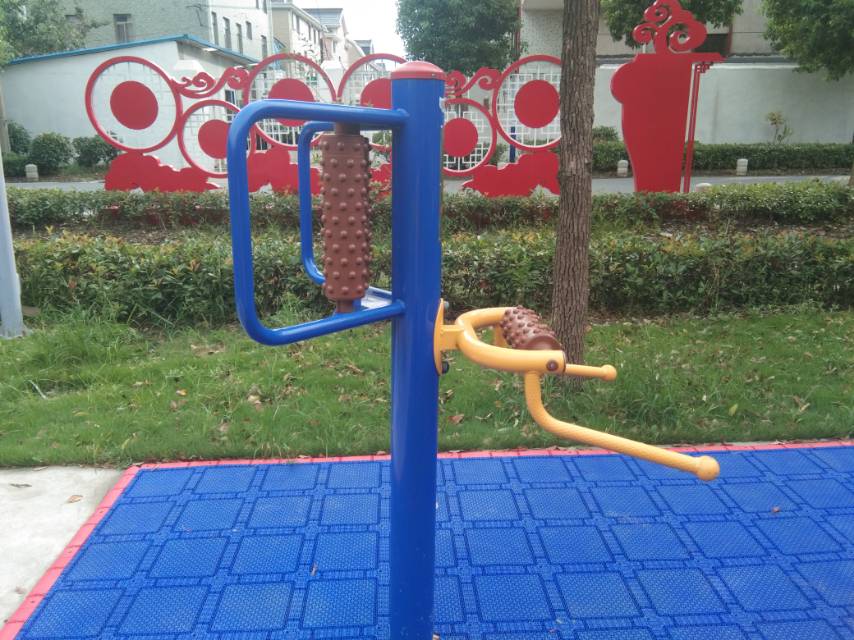 腰背按摩器