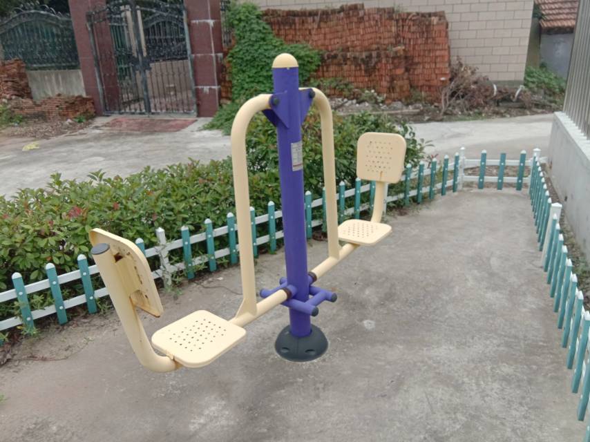 坐蹬器
