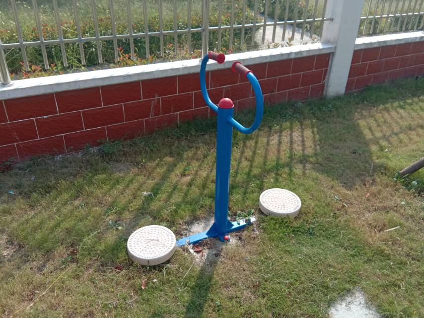 扭腰器