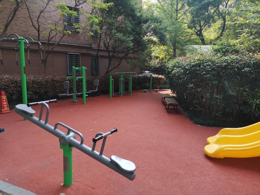 鼎隆公寓益智健身點(diǎn)