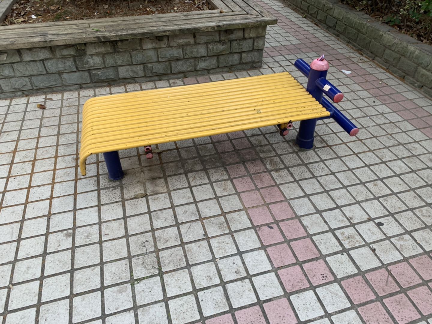 仰臥起平臺