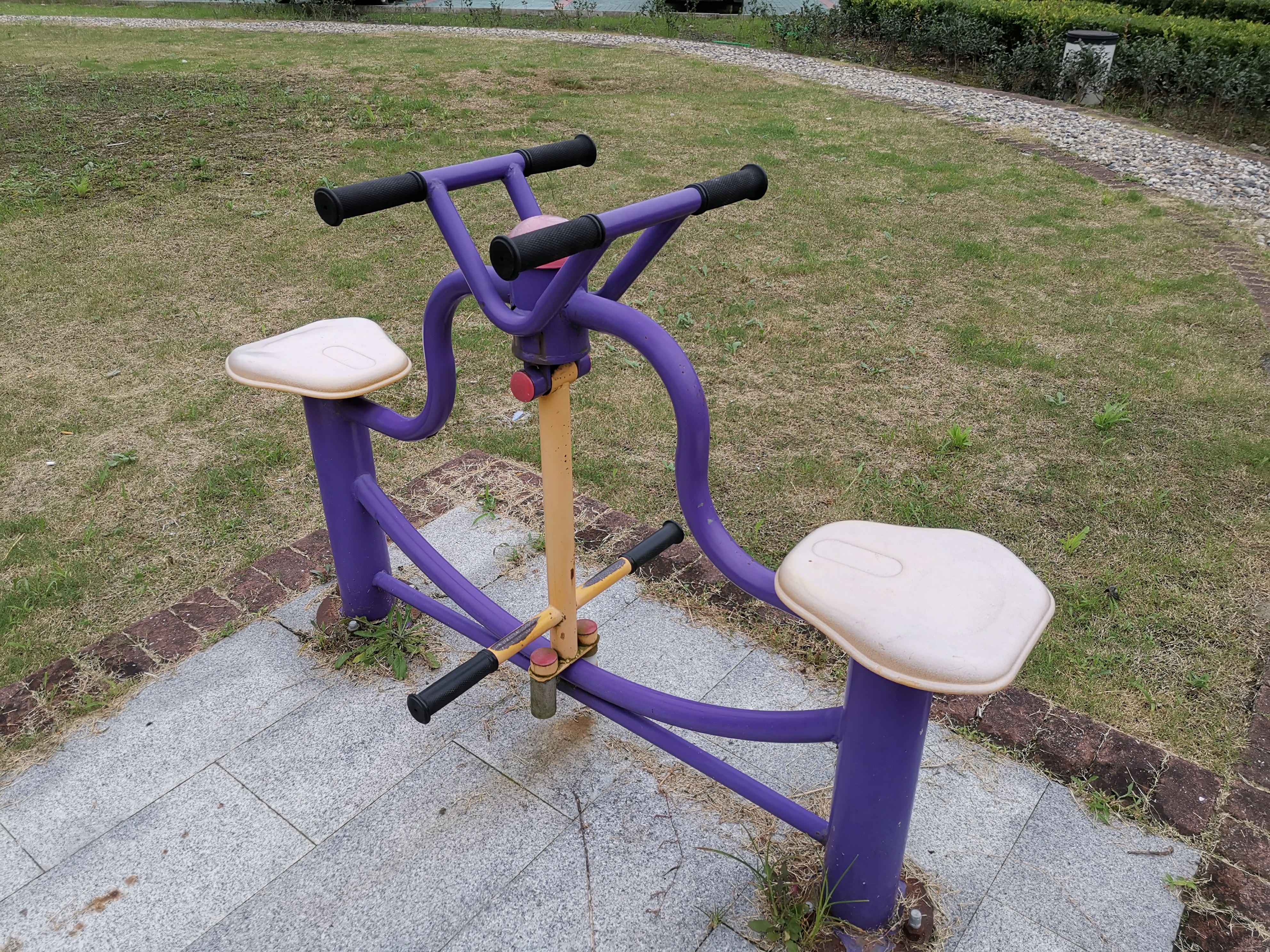 下肢訓練器
