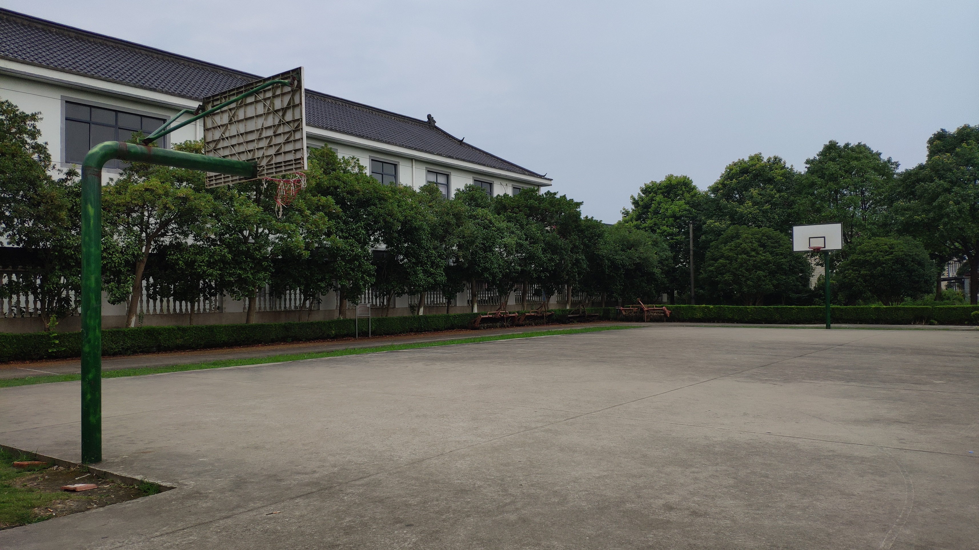 亭西村籃球場