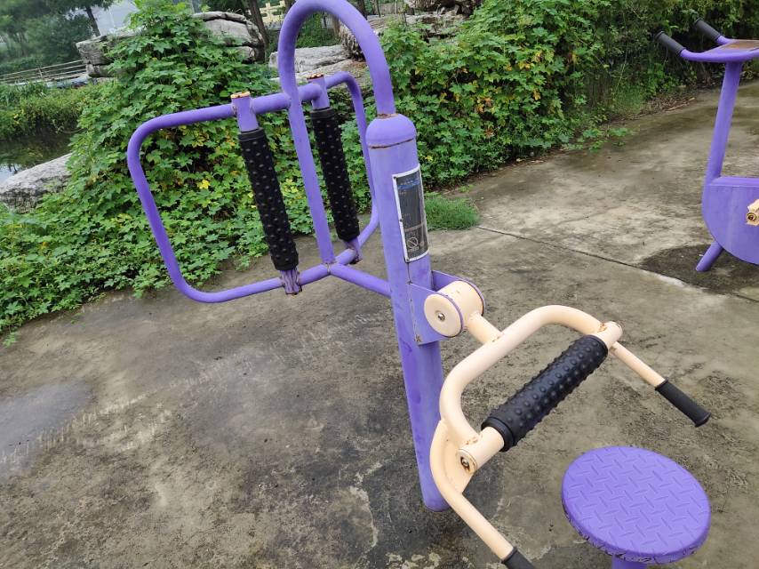 腰背按摩器